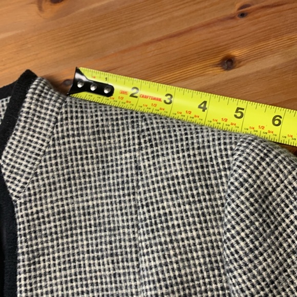 Jules Vintage Fitted Blazer, Lined, 100% Wool, Like New Condition - Picture 4 of 13